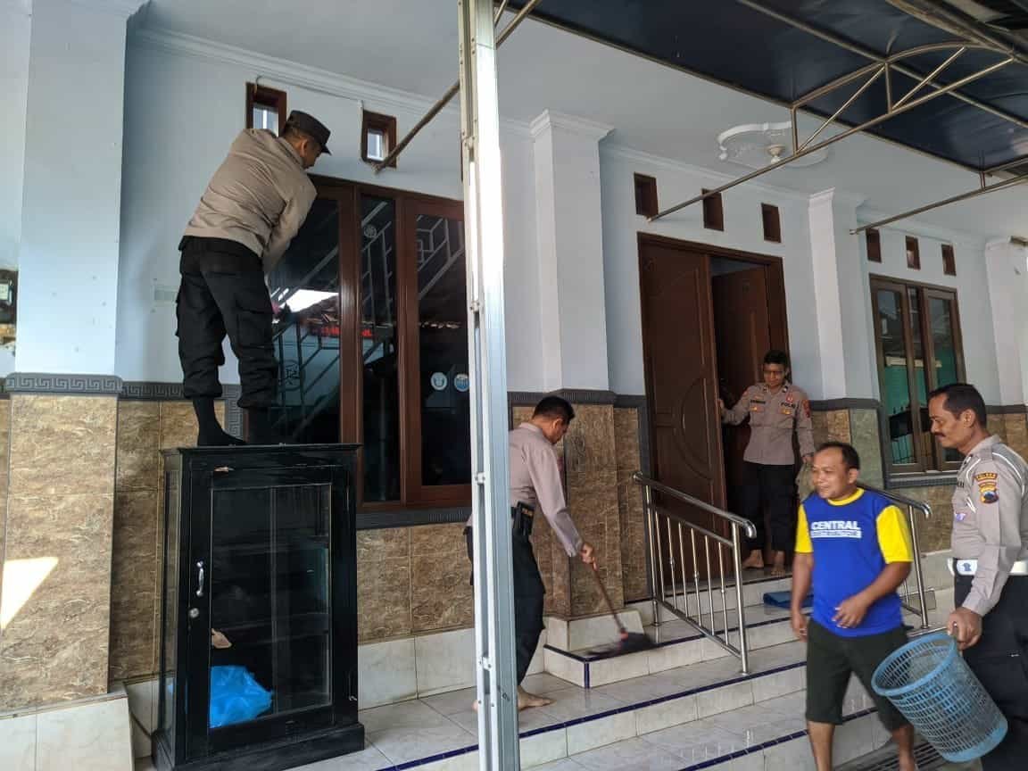 Seluruh Polsek Jajaran Polres Purbalingga Gelar Bakti Religi Hari Bhayangkara Ke 79