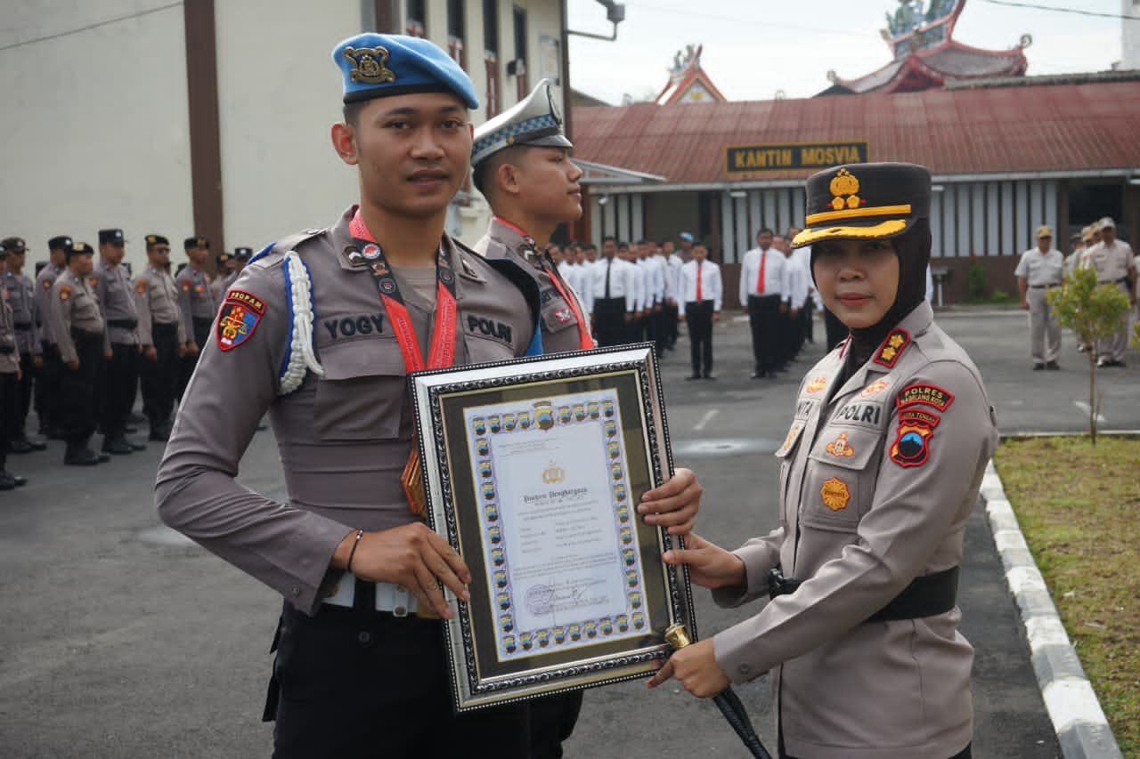 Dua Polisi Muda dari Polres Magelang Kota Jadi Inspirasi Usai Raih Prestasi di Ajang Bergengsi