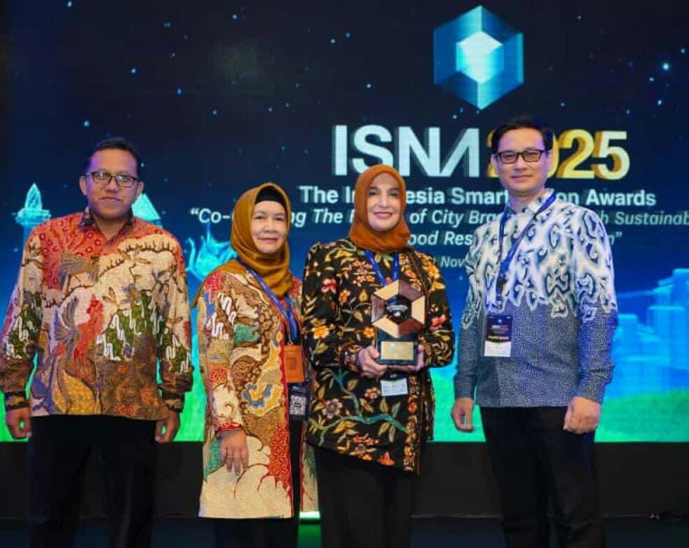 Penghargaan Nasional Best Smart Branding Innovation ISNA 2025 Diperoleh Kota Pekalongan