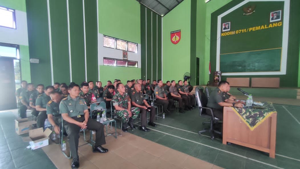 Anggota Kodim Pemalang Ikuti Vicon Sosialisasi Terpadu TWP TNI AD