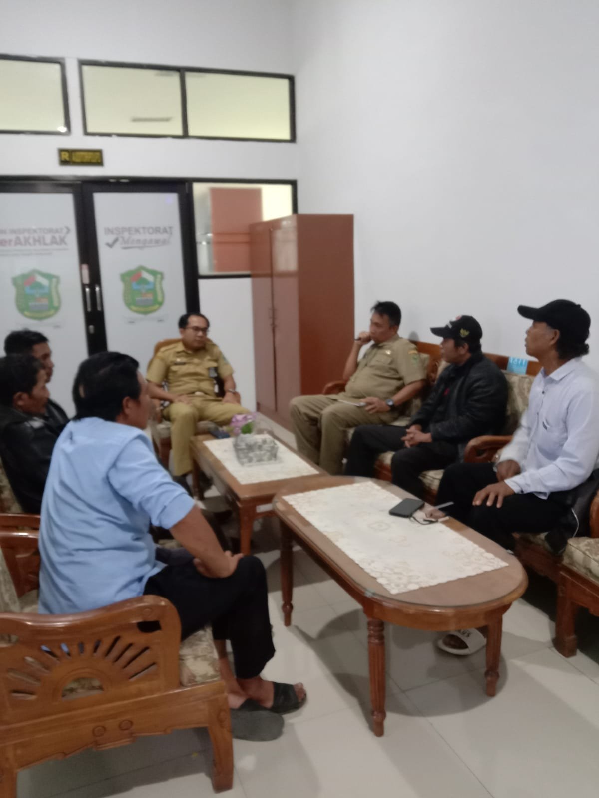 Warga Desa Tegaljeruk Datangi Inspektorat Banjarnegara Tuntut Transparansi Dugaan Penyalahgunaan Dana Desa