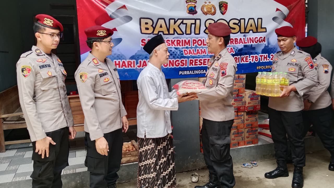 Peringati HUT Ke-78 Reserse Polri, Satreskrim Polres Purbalingga Gelar Baksos di Ponpes Ar Rohman