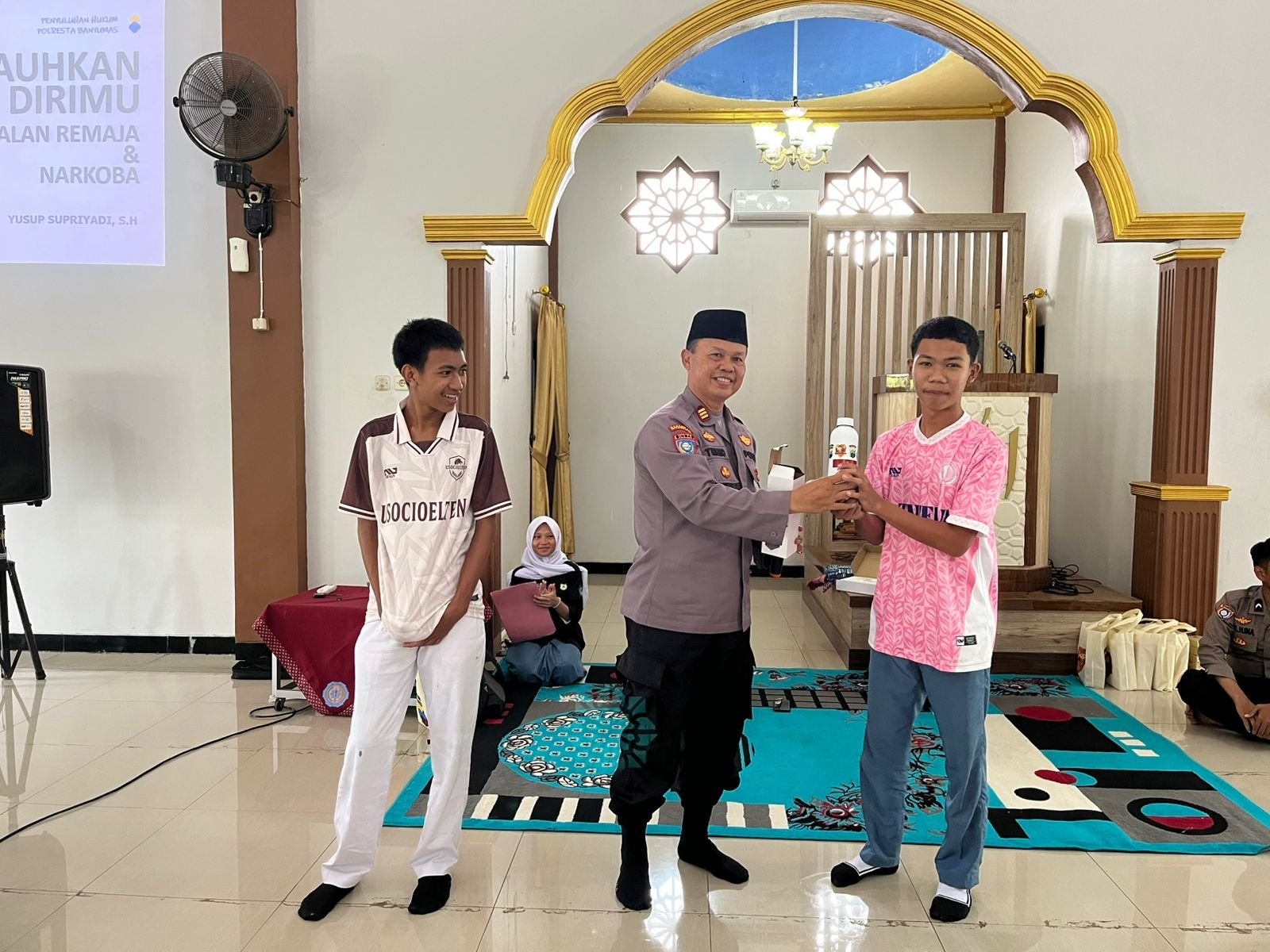 Program Goes To School Polresta Banyumas Hadir di SMA N Ajibarang, 758 Pelajar Diedukasi Soal Akhlak, Hukum dan Kenakalan Remaja