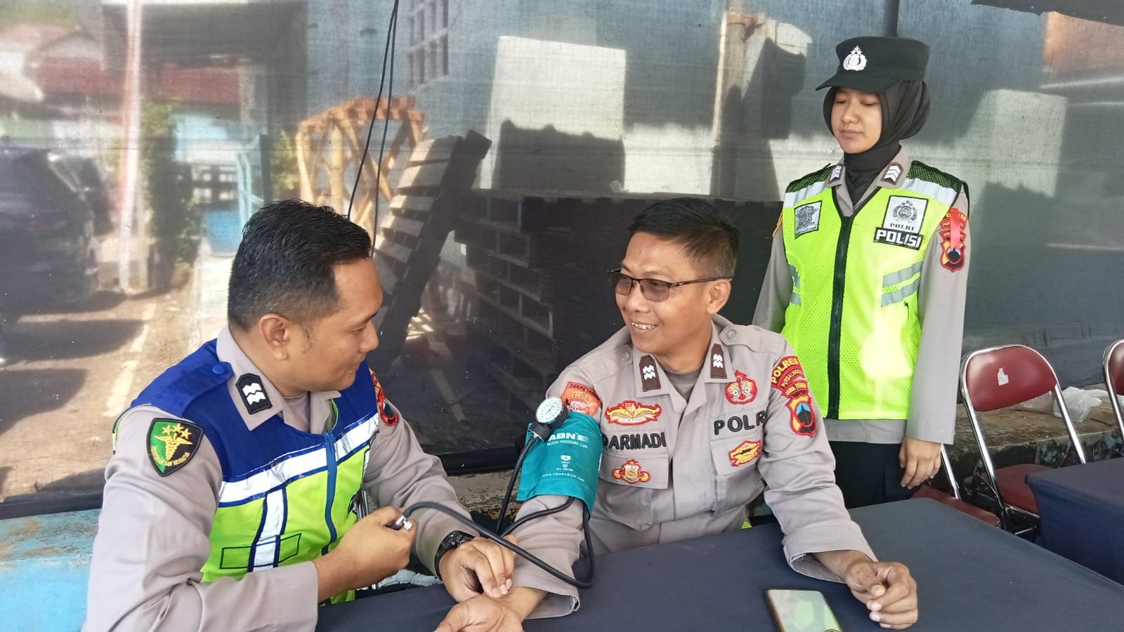 Operasi Lilin Candi 2025, Dokkes Polres Purbalingga Beri Layanan Kesehatan di Objek Wisata