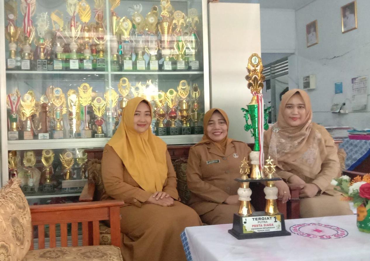 Barung Putra SDN 06 Petarukan Pemalang Raih Piala Tergiat 1 Pesta Siaga 2026