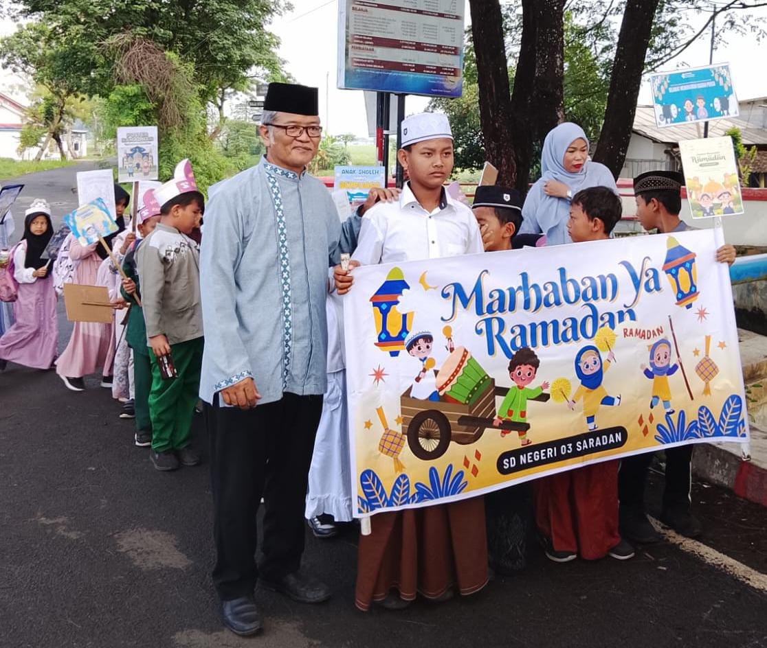 Siswa- Siswi SDN 01 Saradan Gabung SDN 03 Saradan Adakan Karnaval Sambut Bulan Ramadan 2026