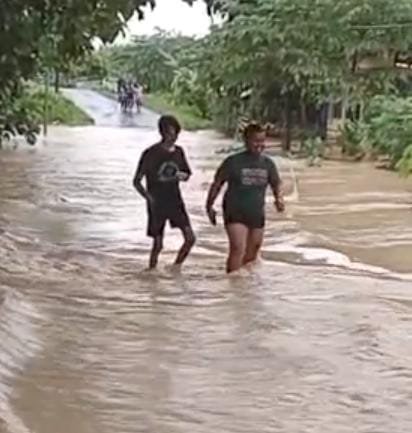 Ramai Beredar Video Kebanjiran di Tengah Masyarakat Desa Wanamulya Pemalang dan Sukalila Warureja Tegal