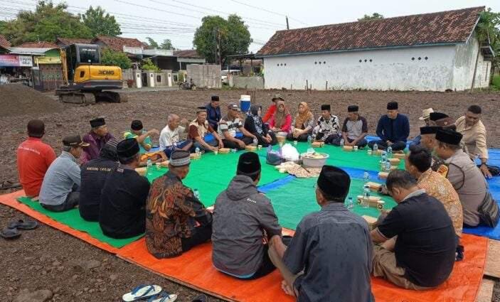 Peletakan Batu Pertama KDKMP Desa Kedungbanjar Taman Pemalang