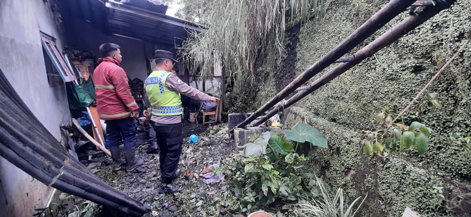 Rumah di Mrebet Purbalingga Terbakar, Polisi Periksa TKP