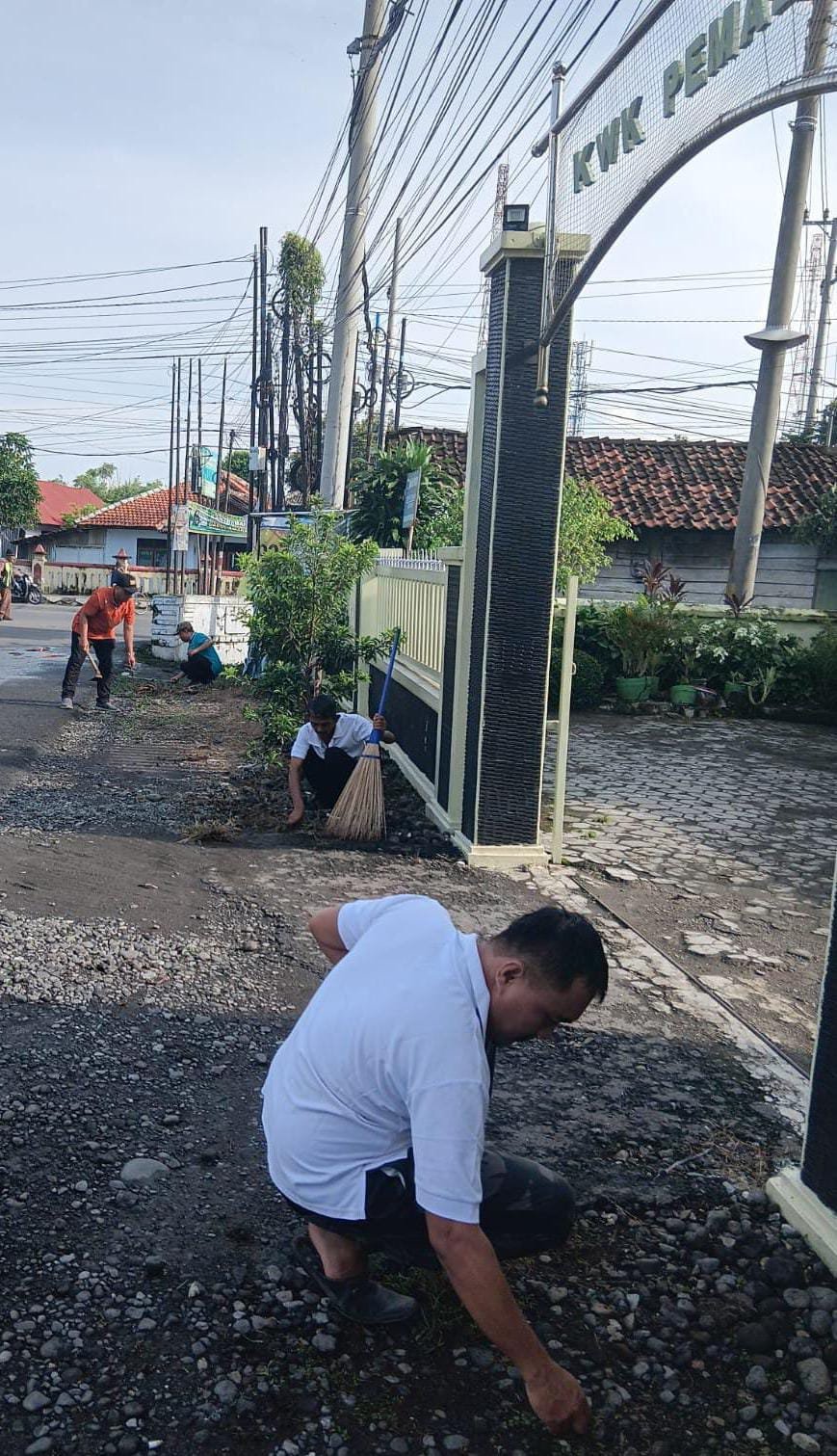 KWK Pemalang Laksanakan Program Jum ‘ at Bersih ” Gerakan Indonesia Asri Pemalang Rhapsodi