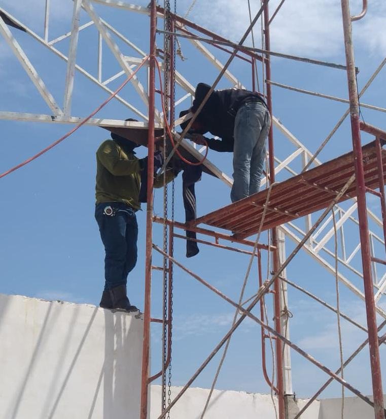 Babinsa Kwasen Pemalang Pantau Langsung dan Terus Dampingi Pembangunan Koperasi Desa Kelurahan Merah Putih