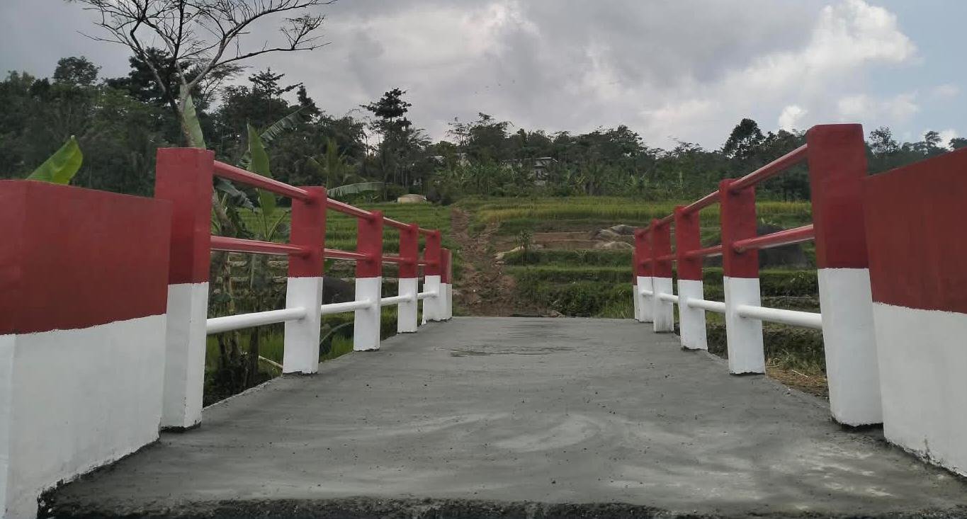 Jembatan Garuda di Desa Mendelem Pemalang Rampung 100 Persen ” Masyarakat Sambut Gembira Perkuat Akses dan Konektivitas Warga “
