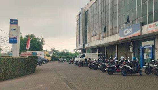 Diduga Bersikap Arogan Petugas Parkir Liar di Wilayah Serua Indah Ciputat Tuai Kritik Warga