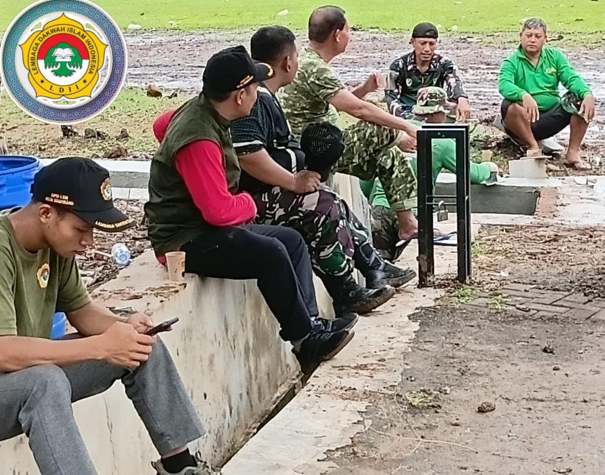 Program TMMD Kodim 0733/KS Wates Kota Semarang Bareng Pengurus LDII Ikut Garap Saluran Air, Jembatan Dan Musolla