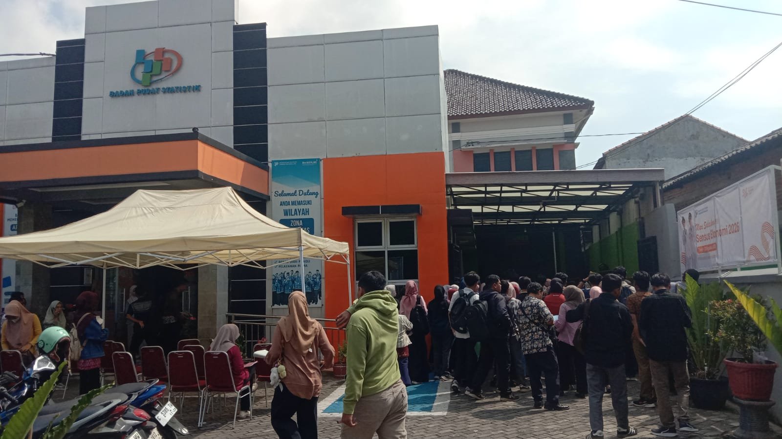 Antusiasme Tinggi, Ribuan Pelamar Padati Hari Terakhir Rekrutmen Petugas Sensus Ekonomi 2026 BPS Pemalang