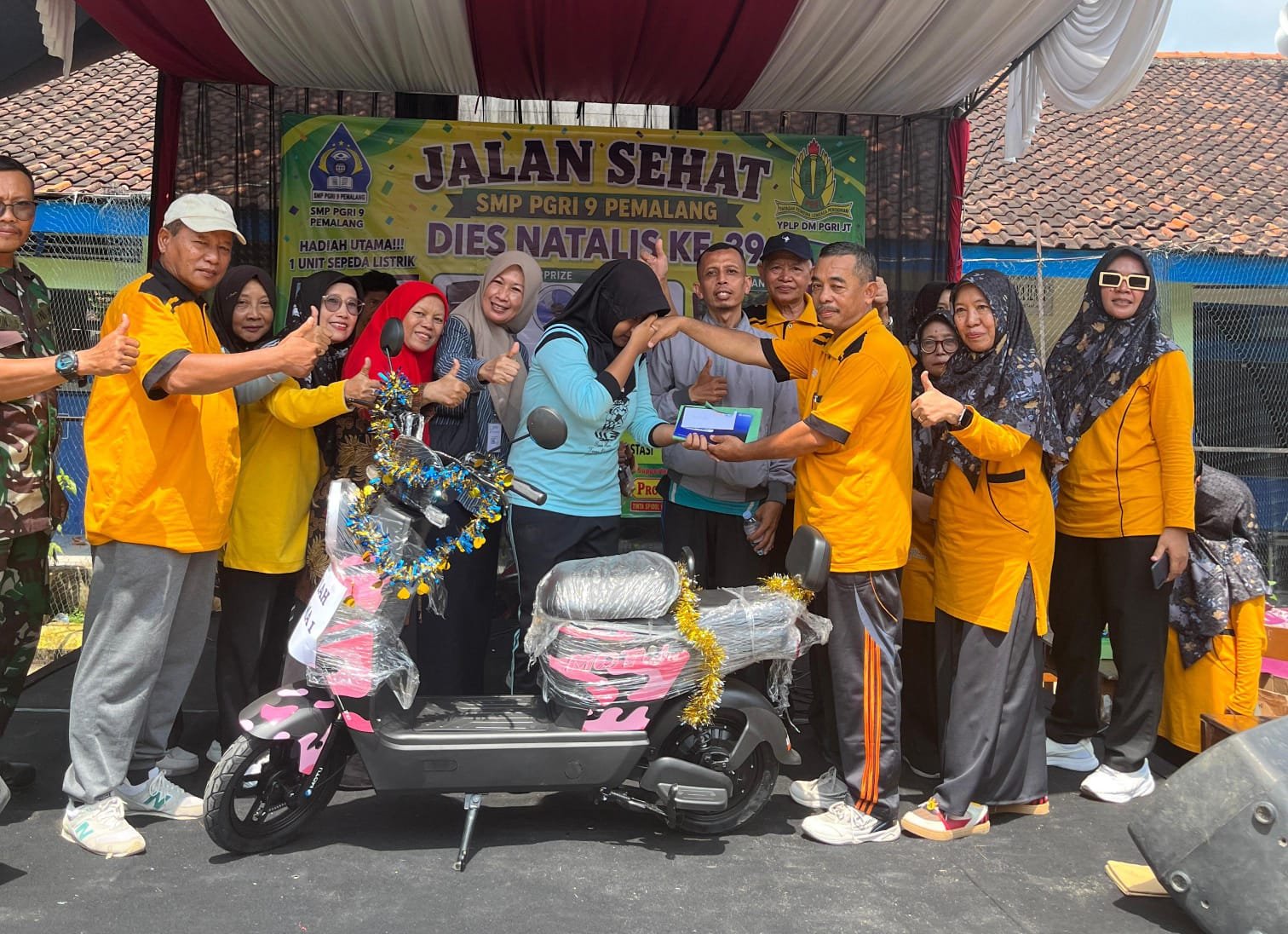 Jalan Sehat Dies Natalis Ke 39 Tahun SMP PGRI 9 Pemalang