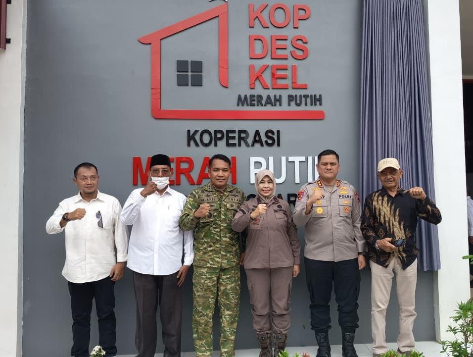 Dandim Pemalang Ikuti Zoom Meeting Peresmian Operasionalisasi 1.061 Koperasi Desa/Kelurahan Merah Putih oleh Presiden RI