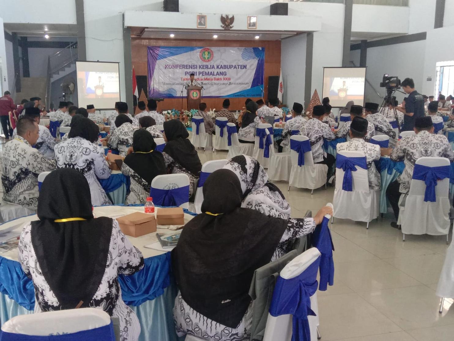 KONFERENSI KERJA PGRI KABUPATEN PEMALANG TAHUN KEDUA MASA BAKTI XXIII TEKANKAN SOLIDARITAS BERKELANJUTAN