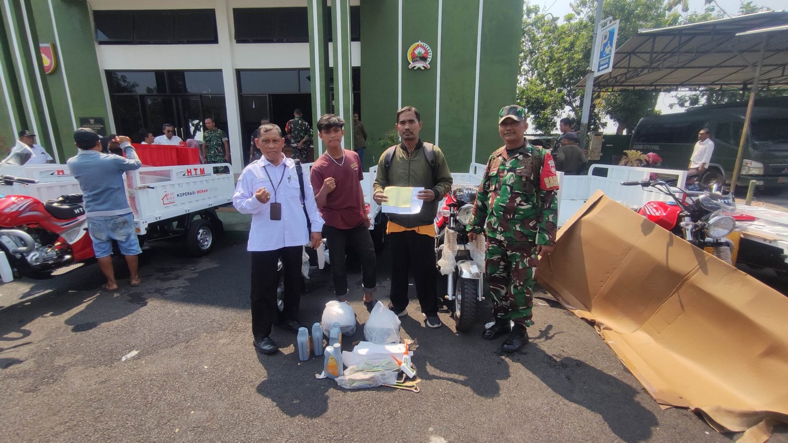 Kodim 0711/ Pemalang Serahkan Kendaraan Roda Tiga untuk KDKMP, Dukung Pemberdayaan dan Pelayanan Masyarakat