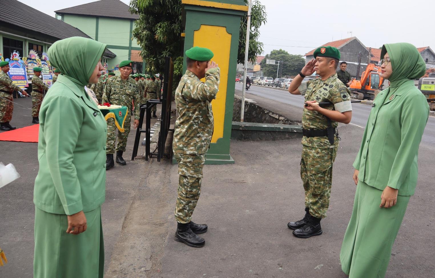 Lepas – Sambut Dandim 0711 / Pemalang Tongkat Komando Dari Letkol.Inf.Muhammad Arif , S.Hub.Int.Resmi Beralih kepada Letkol Edy Wibowo, S.Sos.