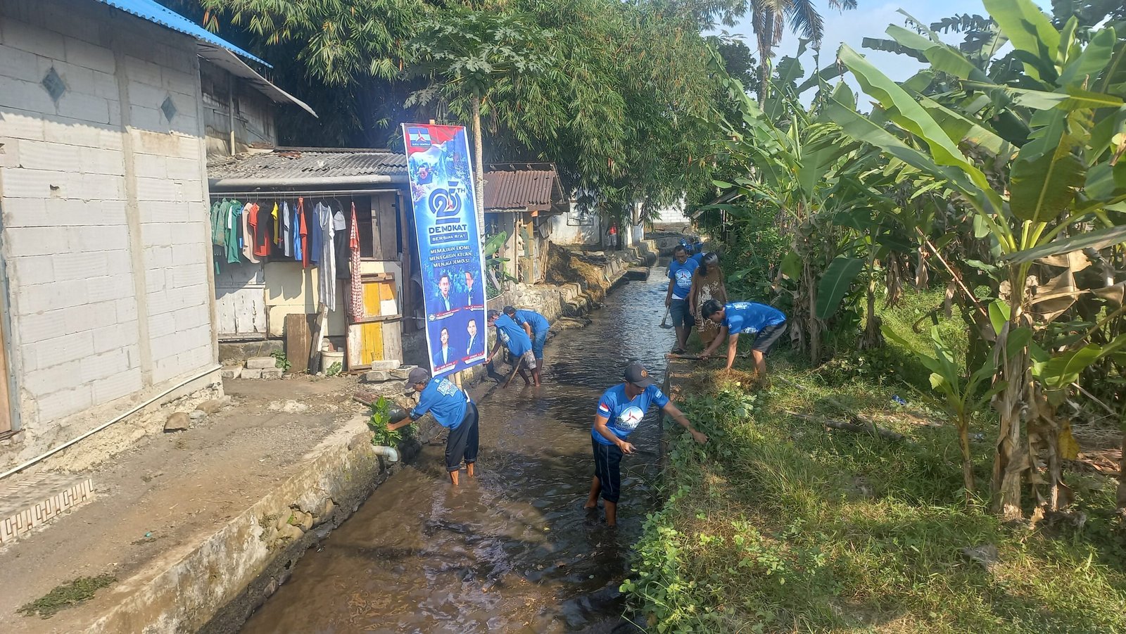 Demokrat Purbalingga Libatkan 130 Peserta dalam Gerakan Langit Biru Indonesia Asri di Desa Brobot